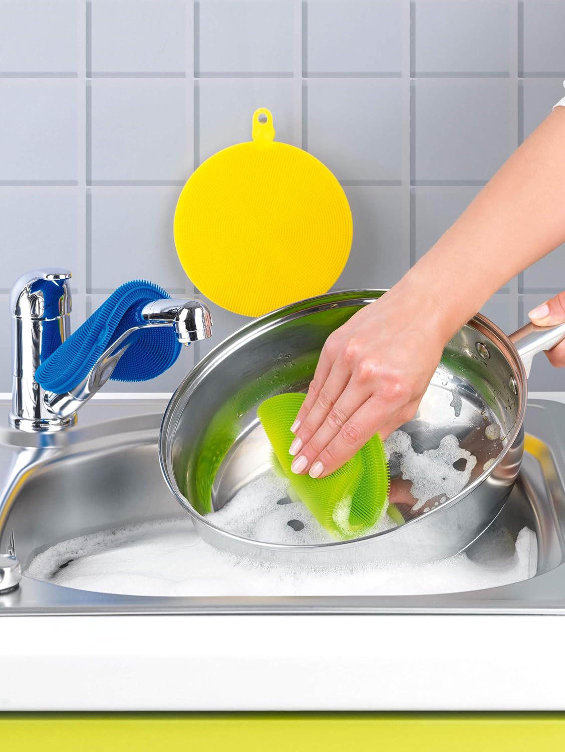 CLEANmaxx 02619 Silikonschwamm | 3-TLG. Set | Antibakteriell | 12/14 cm | Bürste | Schwamm — Ansicht 2